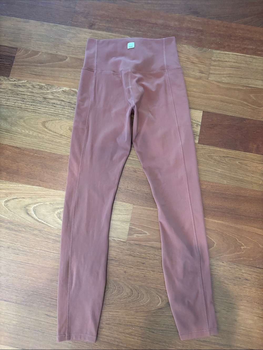 Vuori Women's High-Waist Performance Leggings in Dusty Rose